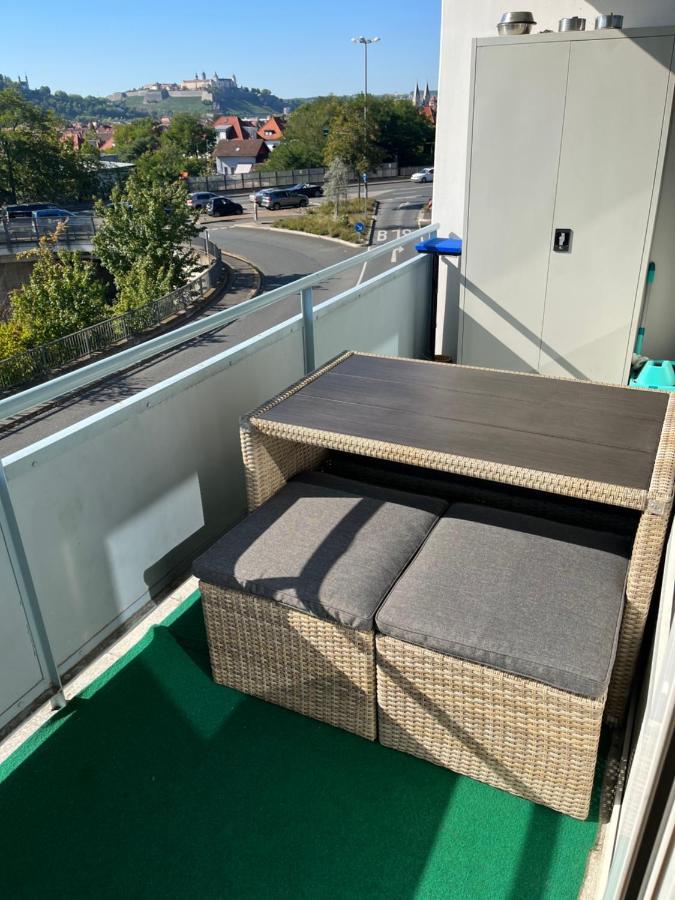 Schoenes Apartment Mit Festungsblick - Free Parking - Вюрцбург Экстерьер фото